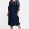 Abendkleid aus floraler Spitze<sheego Sale