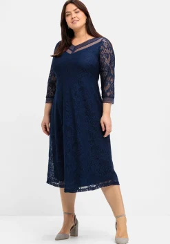 Abendkleid aus floraler Spitze<sheego Sale
