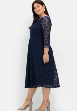 Abendkleid aus floraler Spitze<sheego Sale