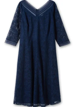 Abendkleid aus floraler Spitze<sheego Sale