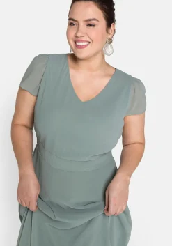 Abendkleid mit Flügelärmeln<sheego Outlet