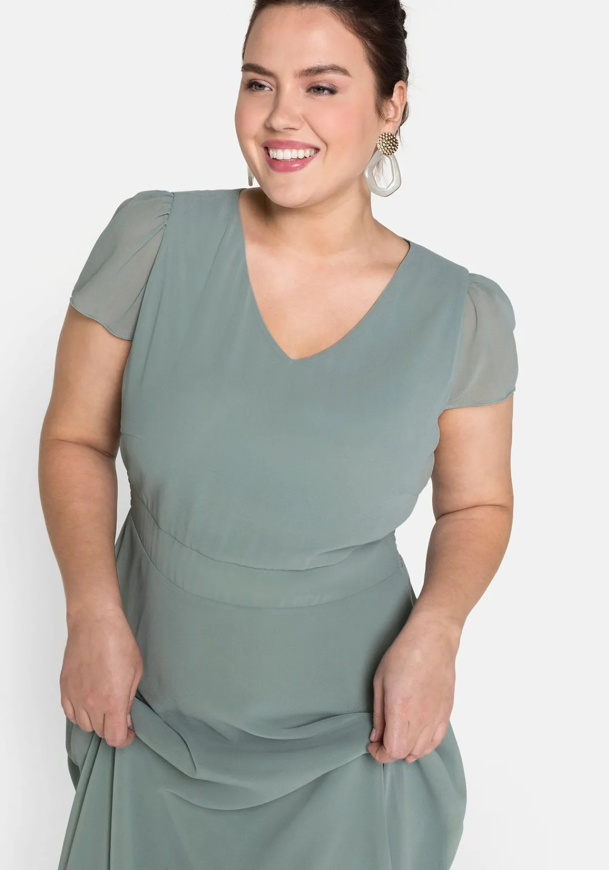 Abendkleid mit Flügelärmeln<sheego Outlet