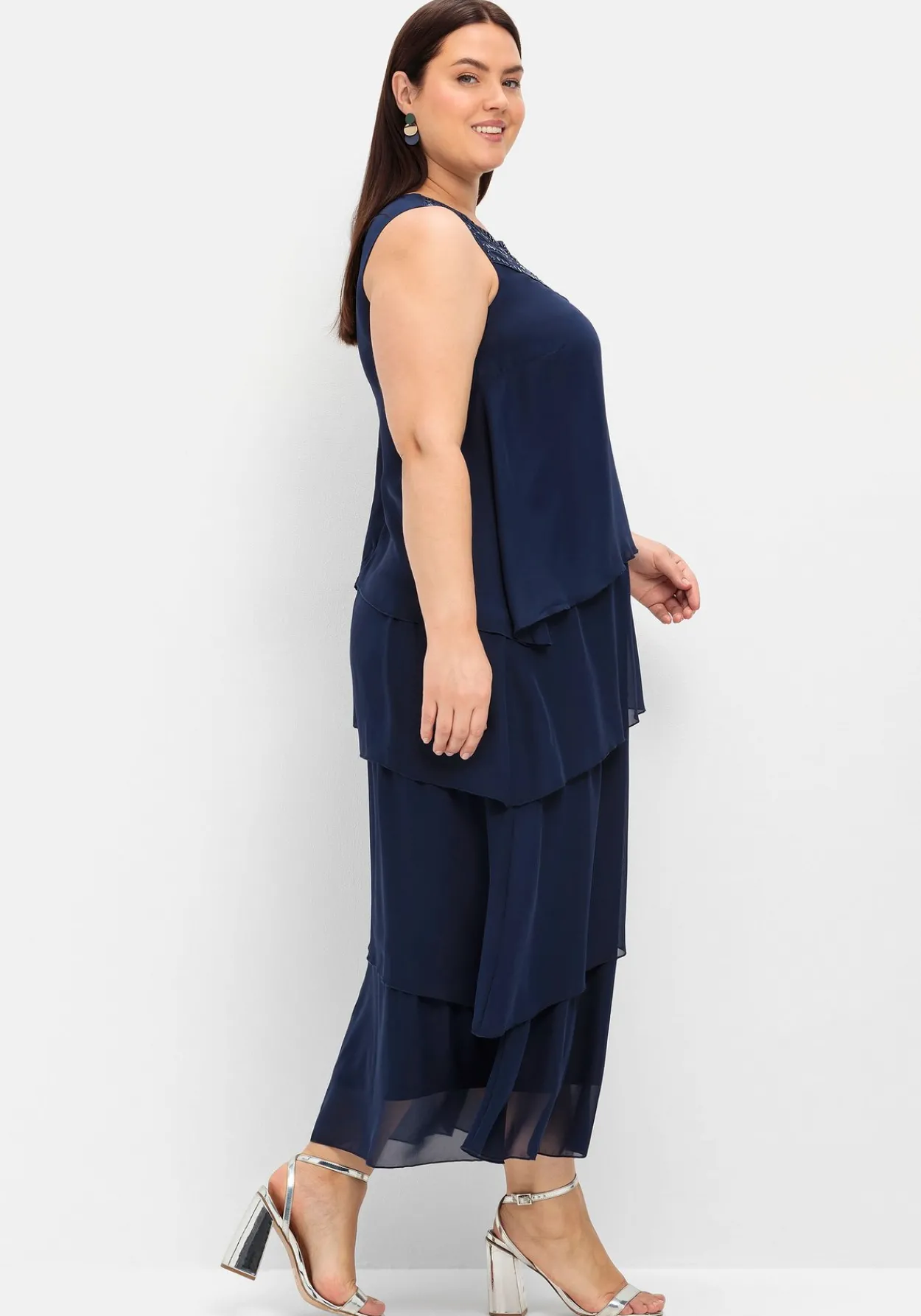 Abendkleid mit Pailletten<sheego Clearance