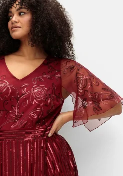 Abendkleid mit Pailletten und Meshrock<sheego Discount