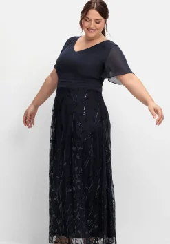 Abendkleid mit Stickerei und Pailletten am Rock<sheego Fashion