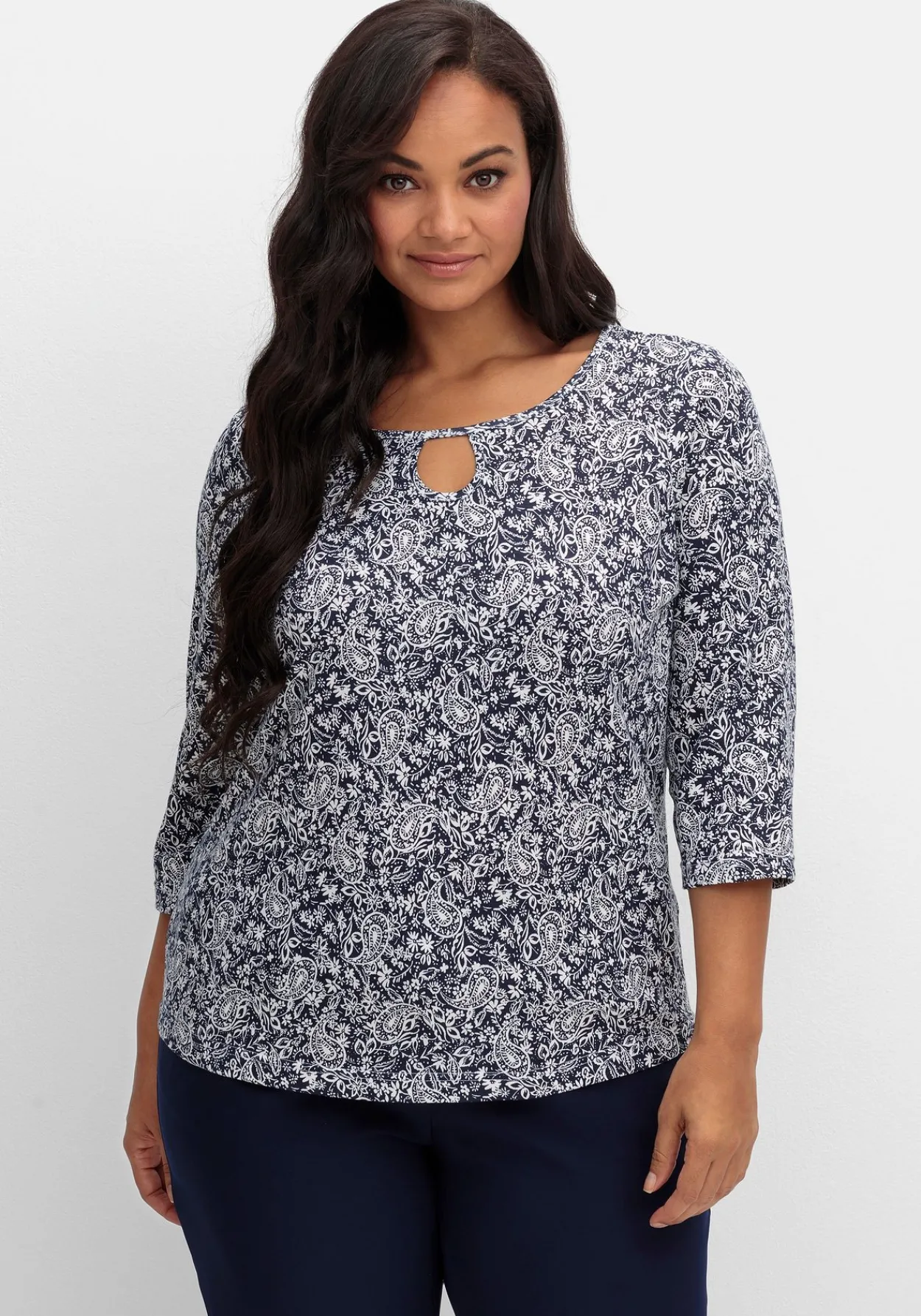 3/4-Arm-Shirt mit Cut-out am Ausschnitt<sheego Discount