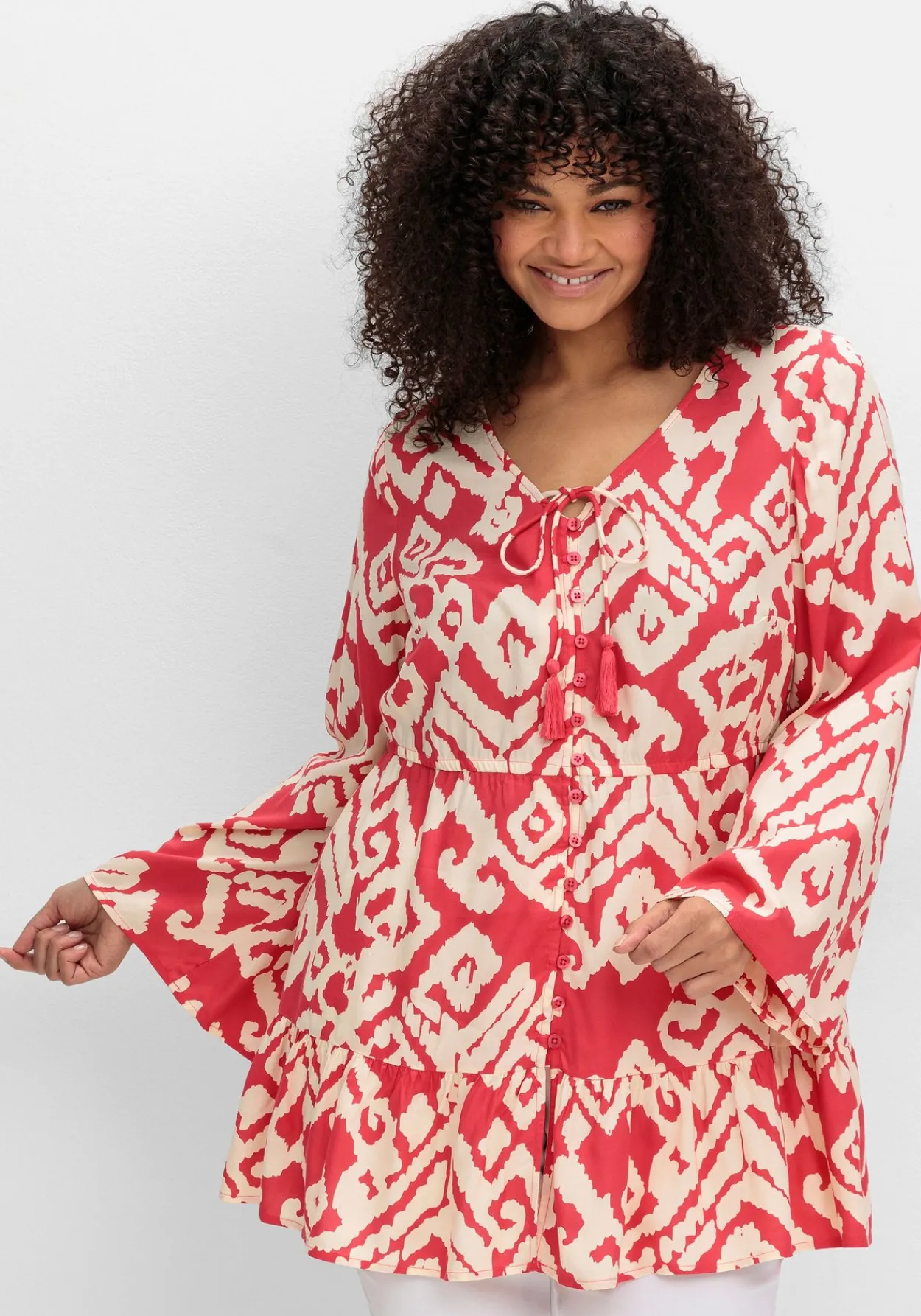 Ausgestellte Bluse mit Grafikprint und Volant am Saum<sheego by Joe Browns Sale