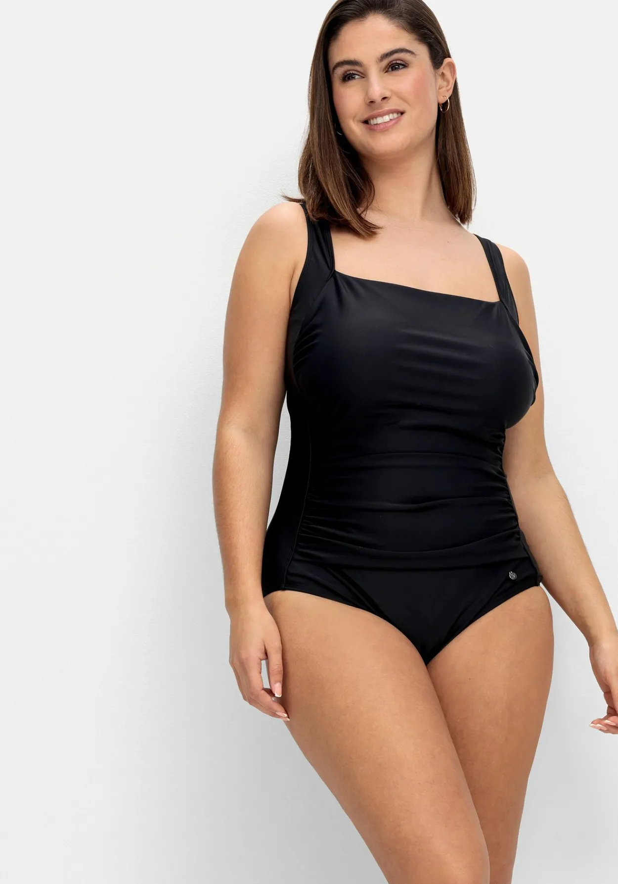 Badeanzug mit Raffung und Shaping-Einsatz<sheego Fashion