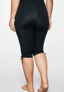 Badehose mit Raffung, Shape-Caprischnitt<sheego Online