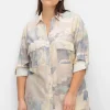 Batik-Longbluse mit Brusttasche und Krempelärmeln<creation L Online