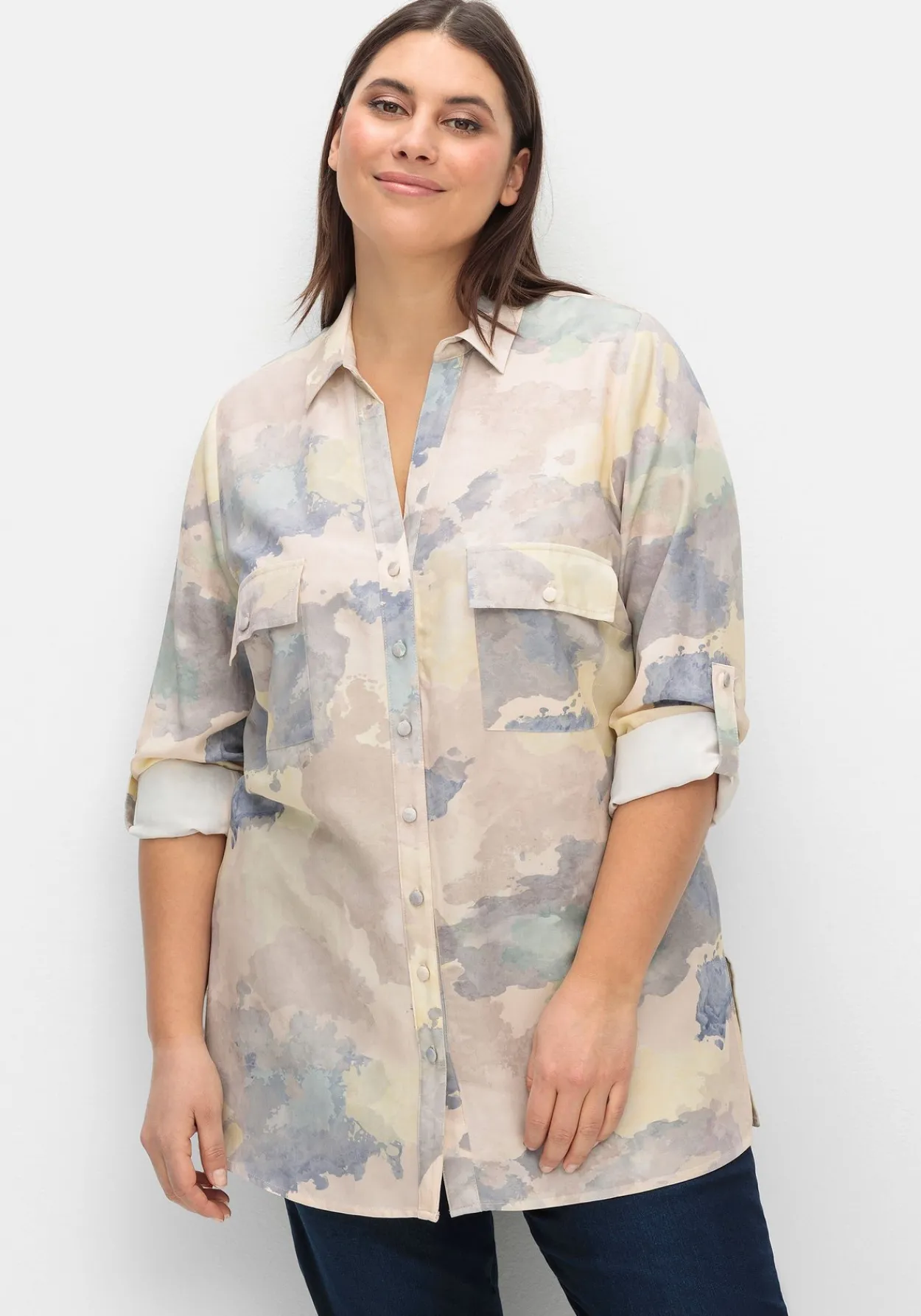 Batik-Longbluse mit Brusttasche und Krempelärmeln<creation L Online