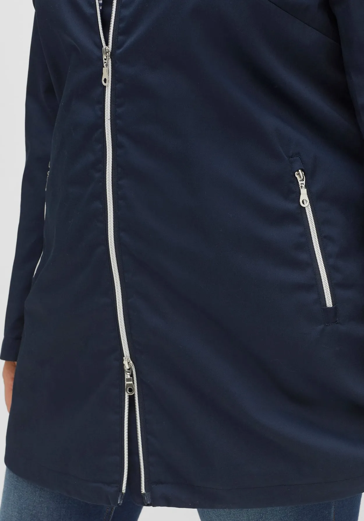 Übergangsjacke in A-Linie, mit Kapuze und Reißverschluss<sheego Sale