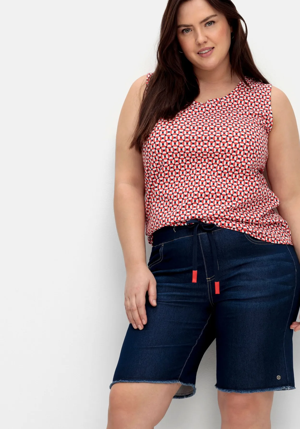 Bermudas aus Sweat-Denim, mit offenem Saum<sheego Outlet