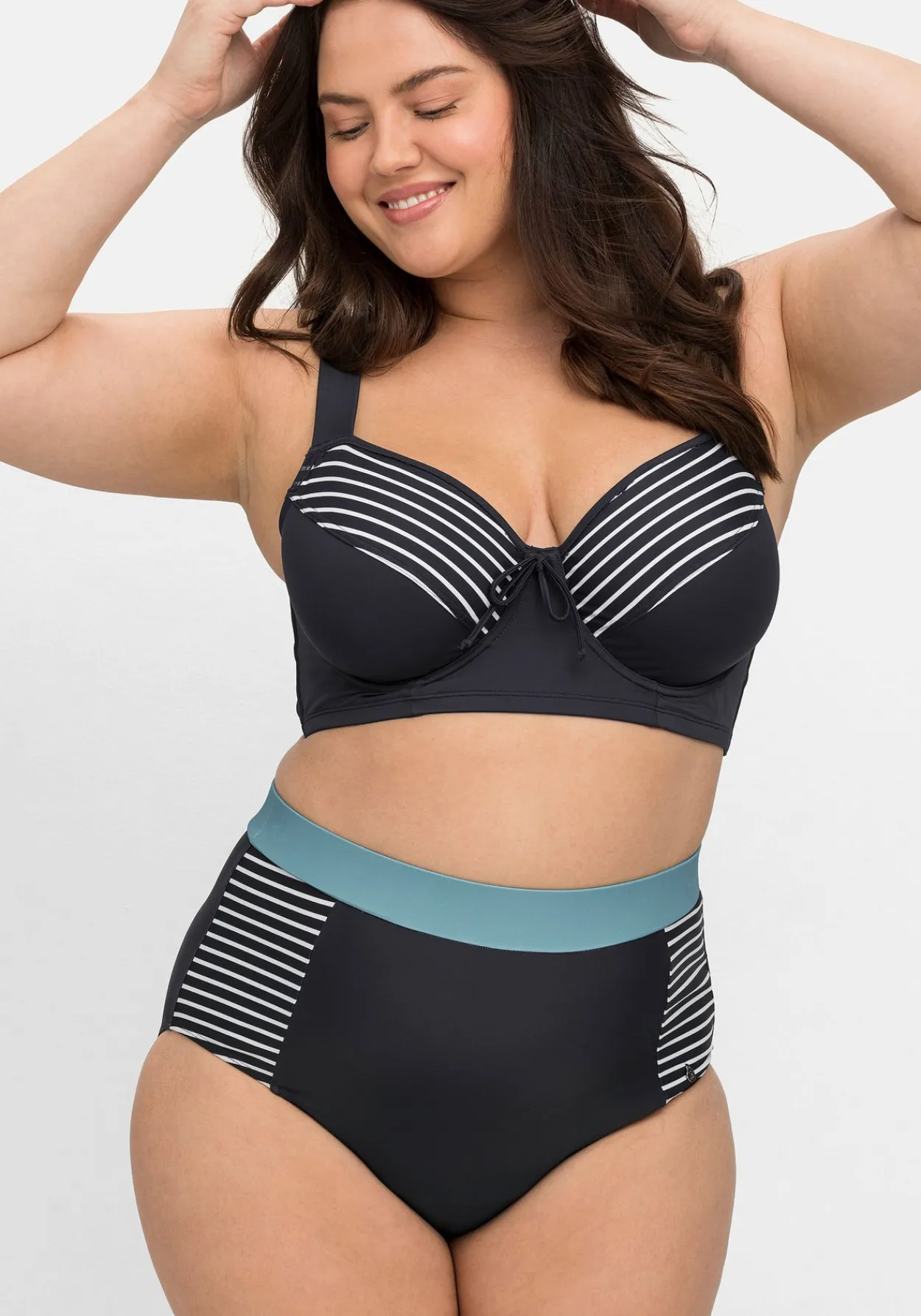 Bikini-Oberteil mit Bügeln, im Streifen-Design<sheego Online
