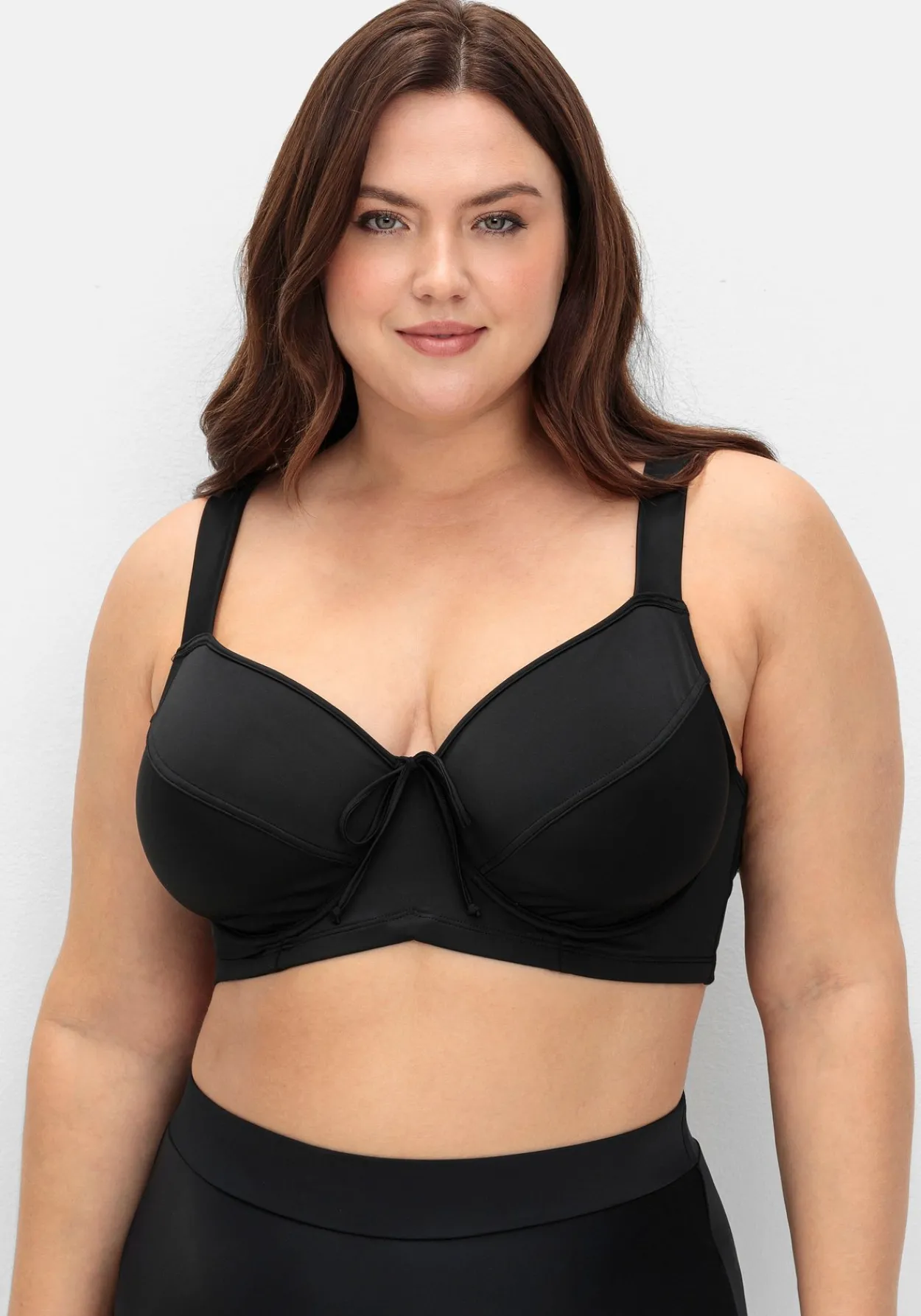 Bikini-Oberteil mit Bügeln und Schleife am Ausschnitt<sheego Clearance