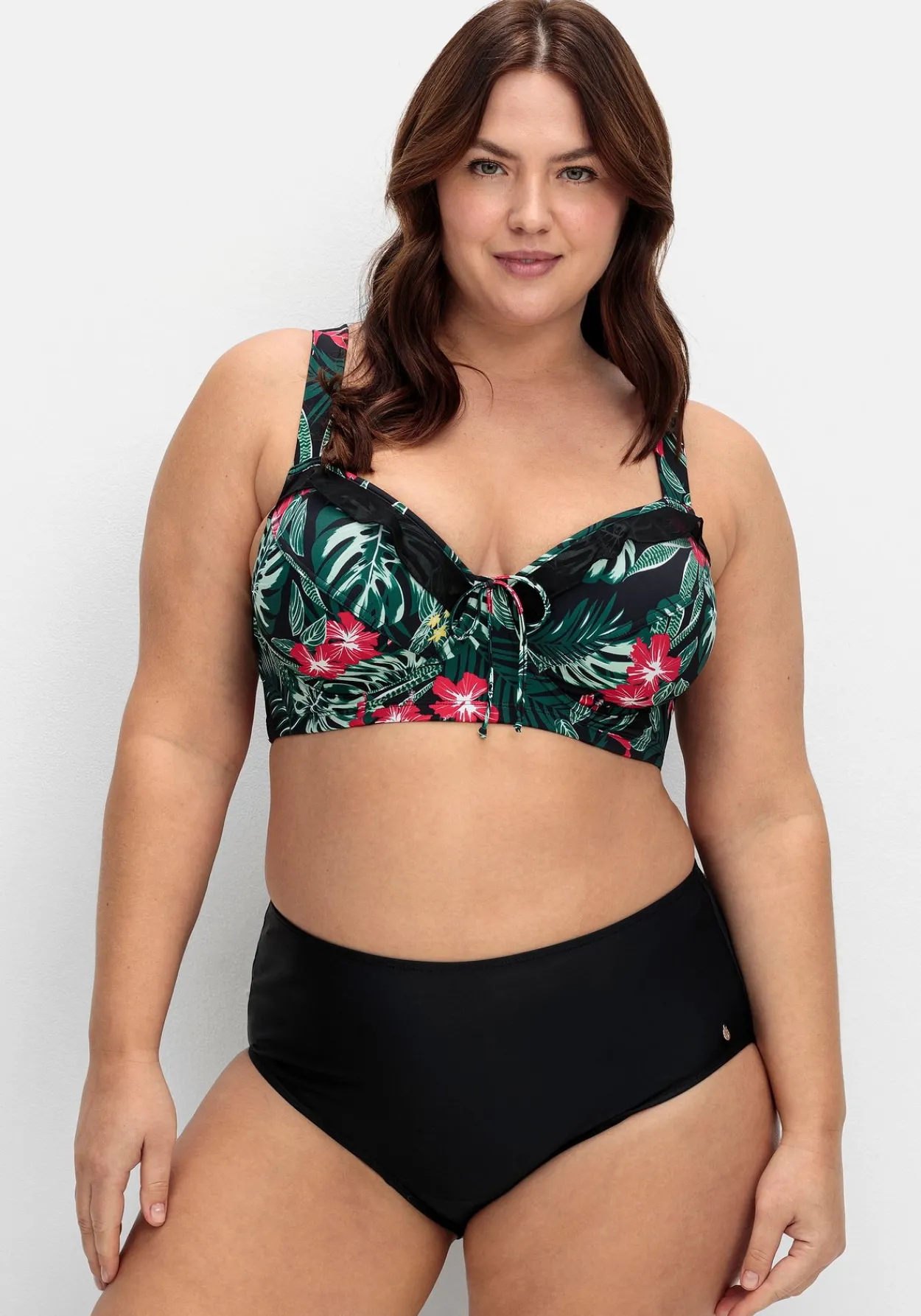 Bikini-Oberteil mit Volants und Tropical Print<sheego Outlet