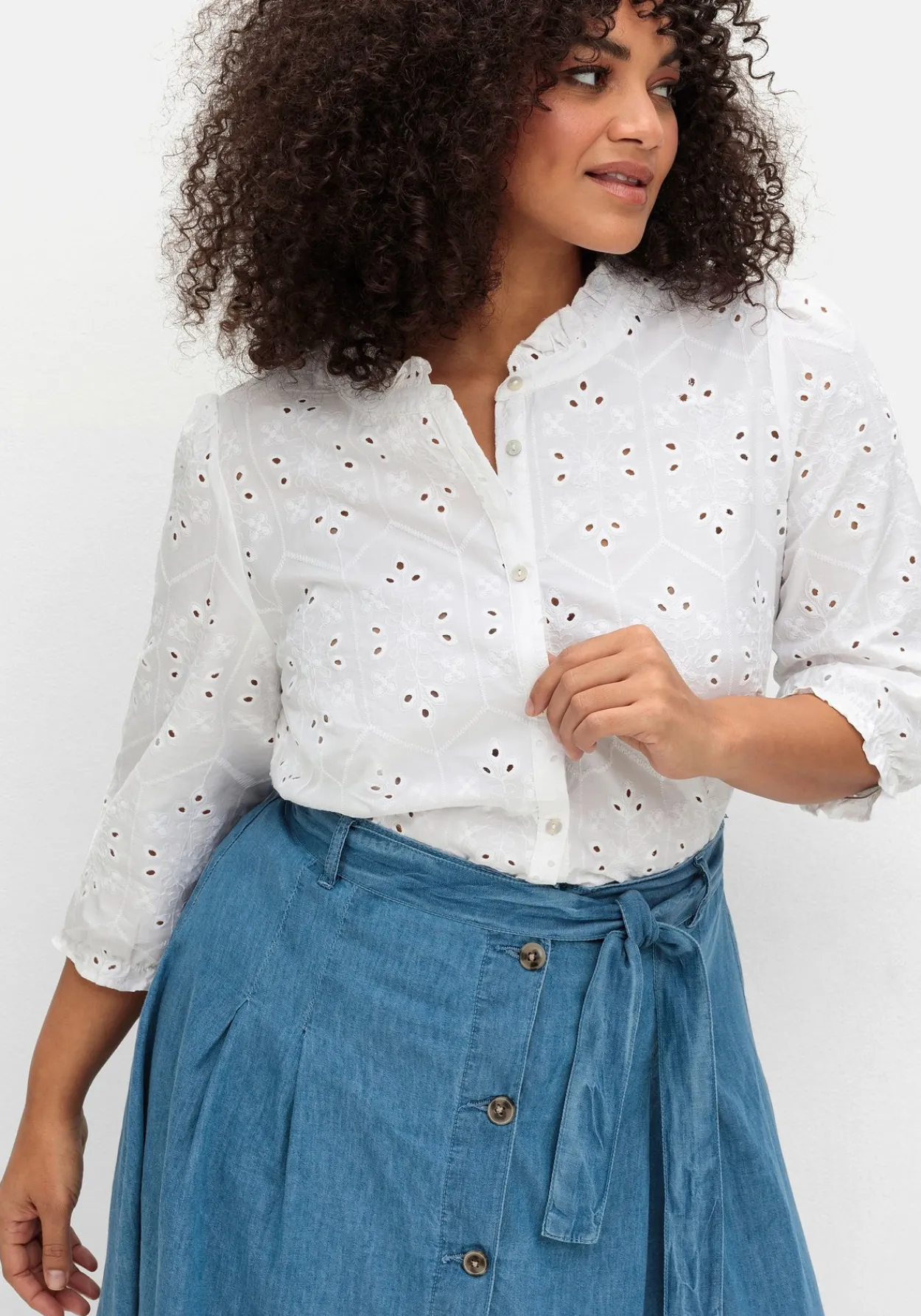 Bluse aus Lochspitze, mit Rüschen-Details<sheego Sale