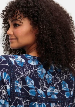 Bluse mit Blütenprint und Spitzenborte<sheego Clearance