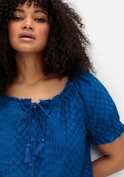 Bluse mit Lochstickerei und Carmen-Ausschnitt<sheego by Joe Browns Fashion