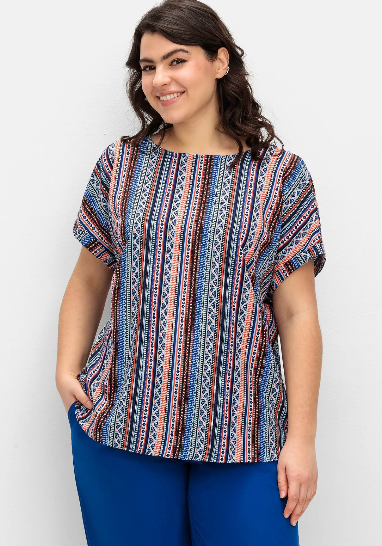 Blusenshirt mit Ethnoprint<sheego Hot