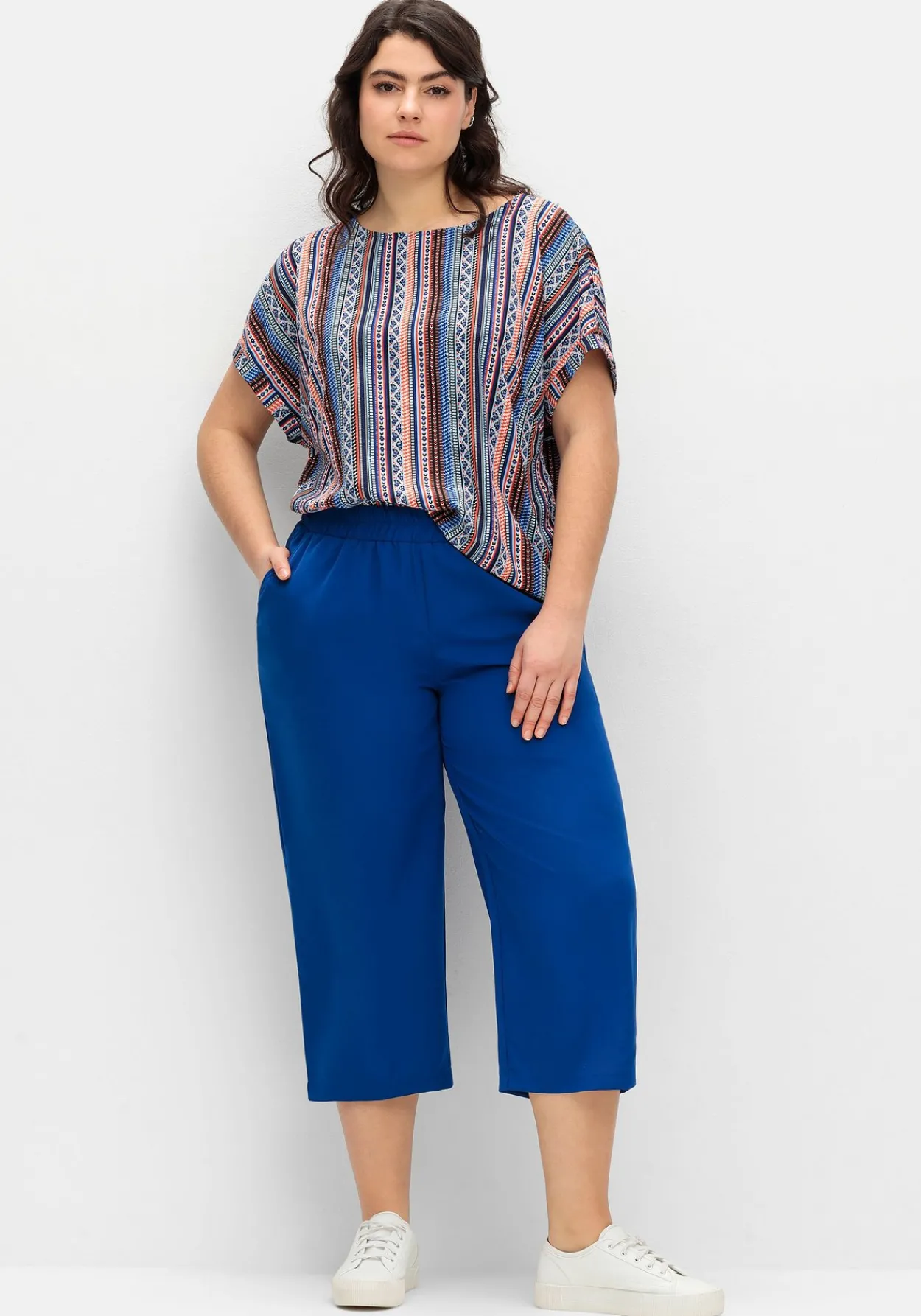 Blusenshirt mit Ethnoprint<sheego Hot