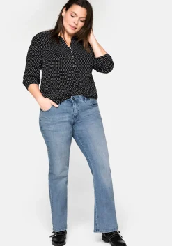 Bootcut-Jeans in 5-Pocket-Form, mit Used-Effekten<sheego Best