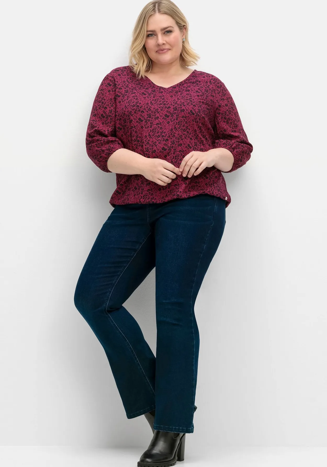 Bootcut-Jeans mit Catfaces und Shaping-Einsatz<sheego Outlet