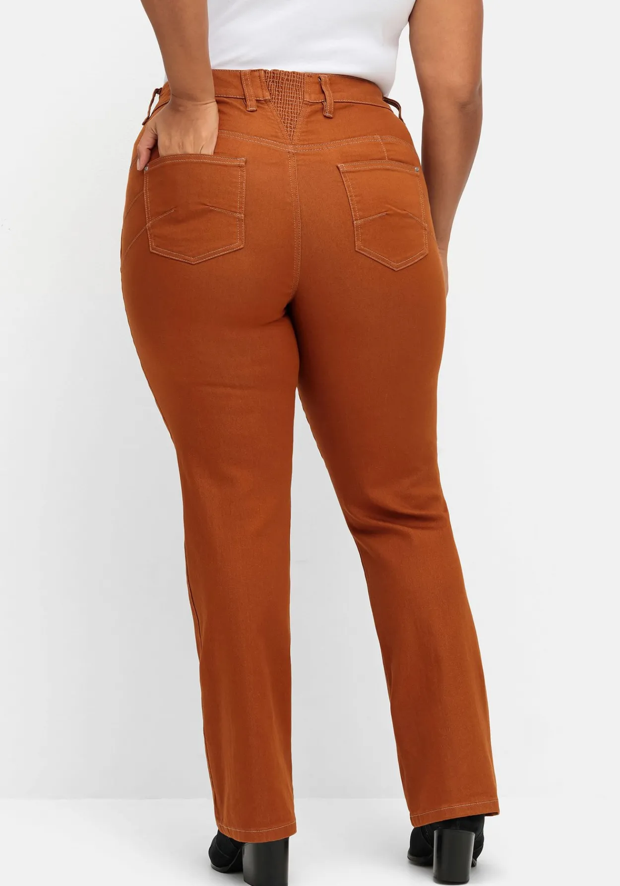 Bootcut-Jeans mit Push-up-Effekt<sheego Discount