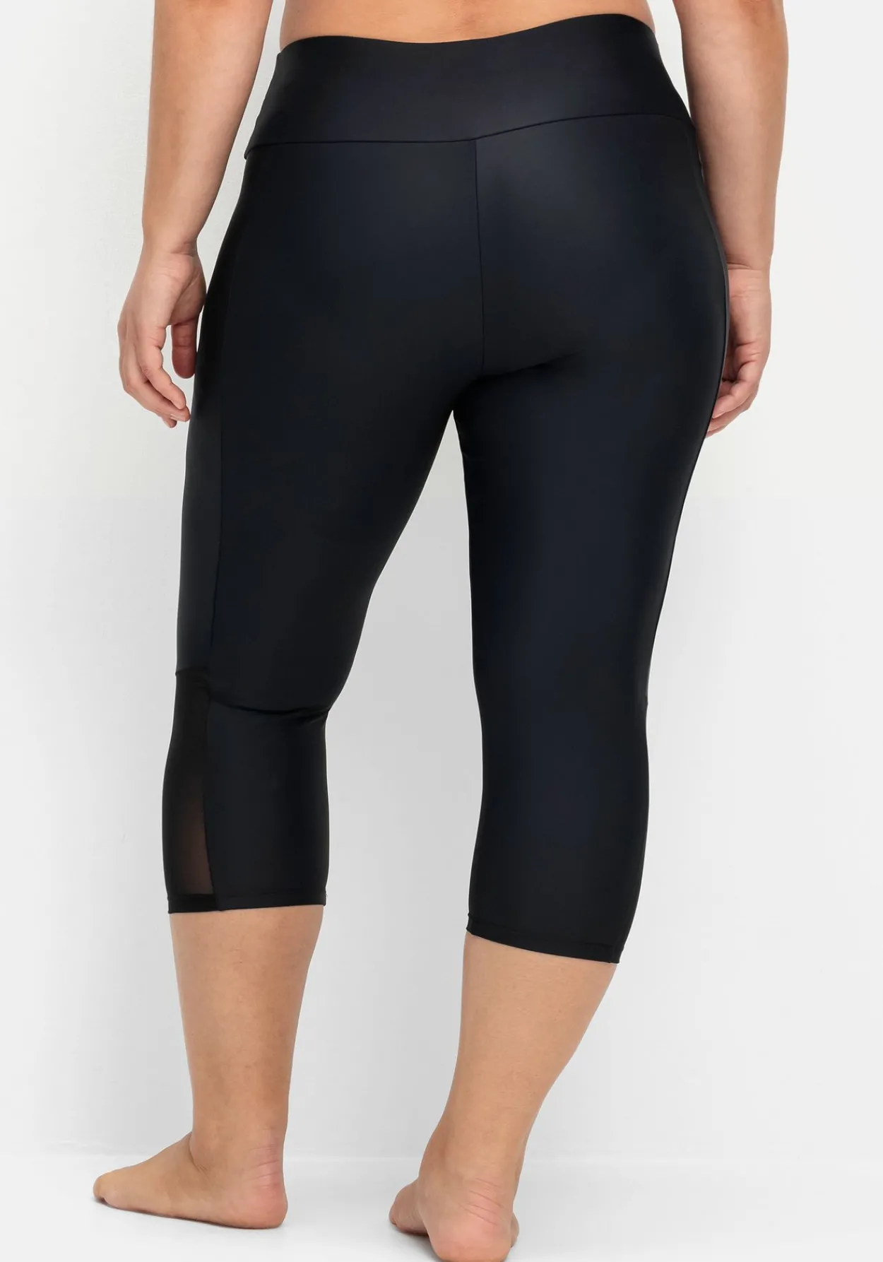 Capri-Badehose mit innenliegendem, fixiertem Slip<sheego Fashion