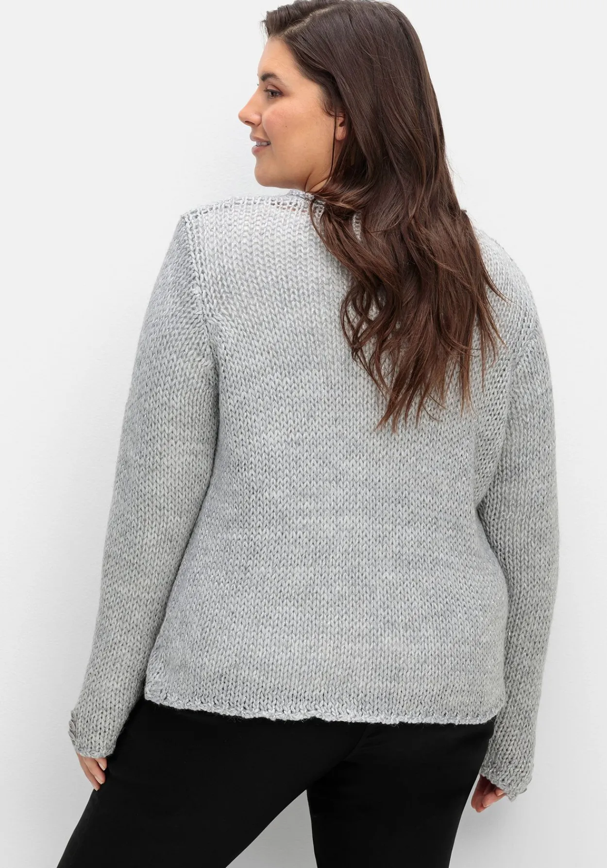 Cardigan mit Häkelblüten und Glitzergarn<creation L Hot