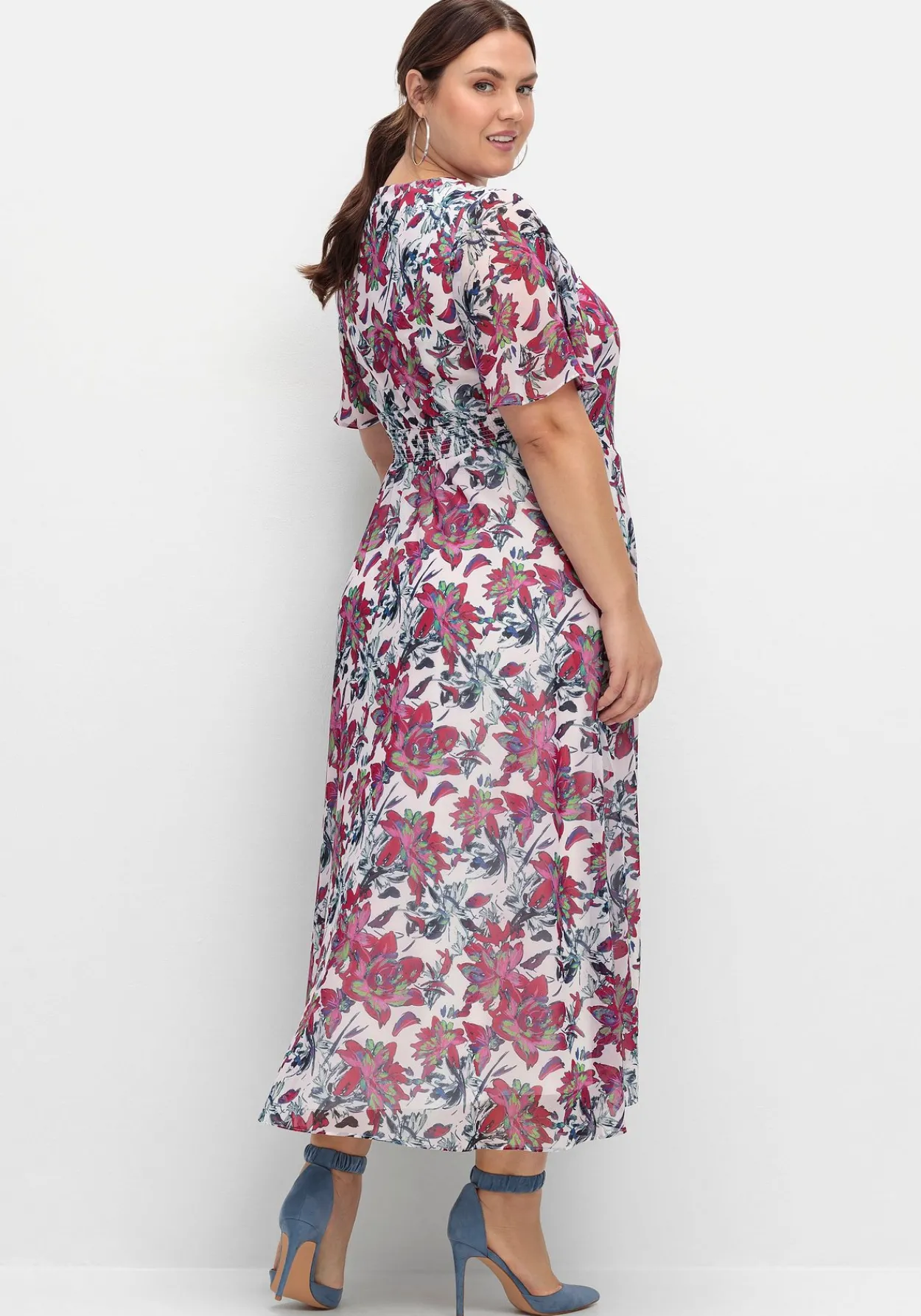 Chiffonkleid mit Blumenprint und Unterkleid<sheego Hot