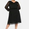 Chiffonkleid mit 3D-Effekt, mit Unterkleid<sheego Online