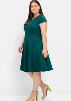 Cocktailkleid in A-Linie, in Bahnenform<sheego Discount