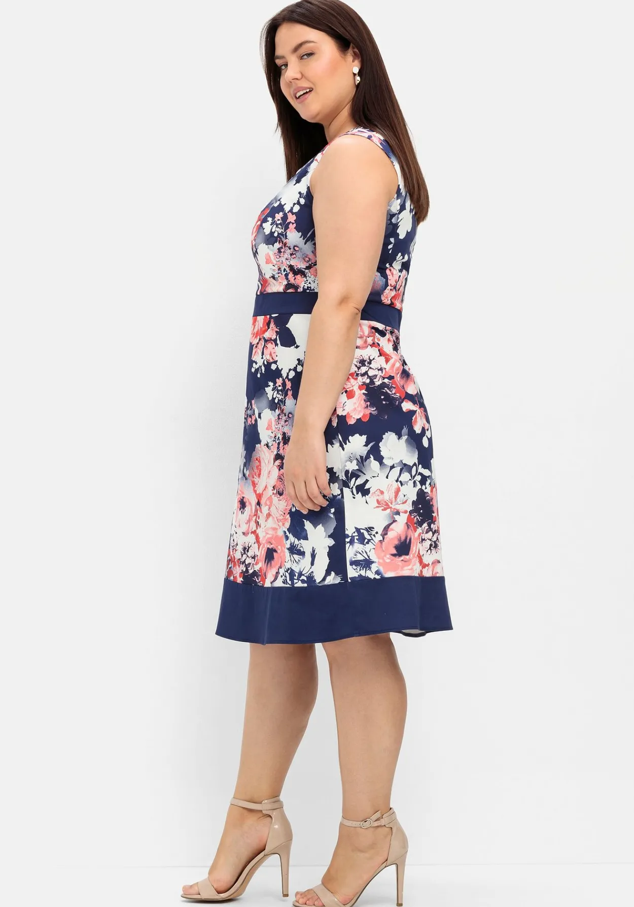 Cocktailkleid in A-Linie mit Blumendruck<sheego Clearance