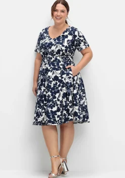 Cocktailkleid mit Blumenprint und Stoffgürtel<sheego Fashion