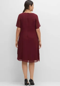 Cocktailkleid mit Spitzen-Einsatz, aus Chiffon<sheego Online