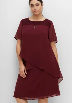 Cocktailkleid mit Spitzen-Einsatz, aus Chiffon<sheego Online
