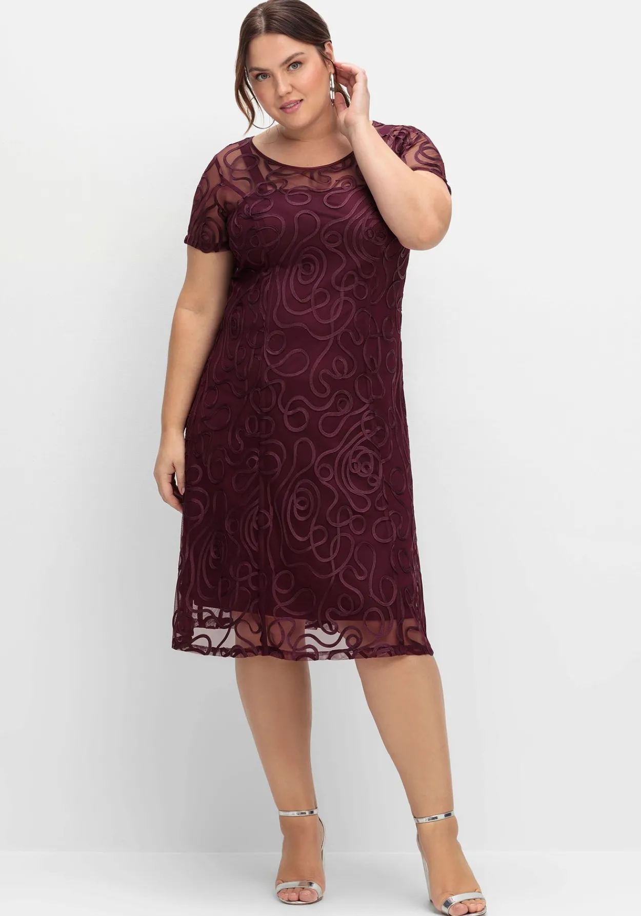 Cocktailkleid mit Zierborten<sheego Hot