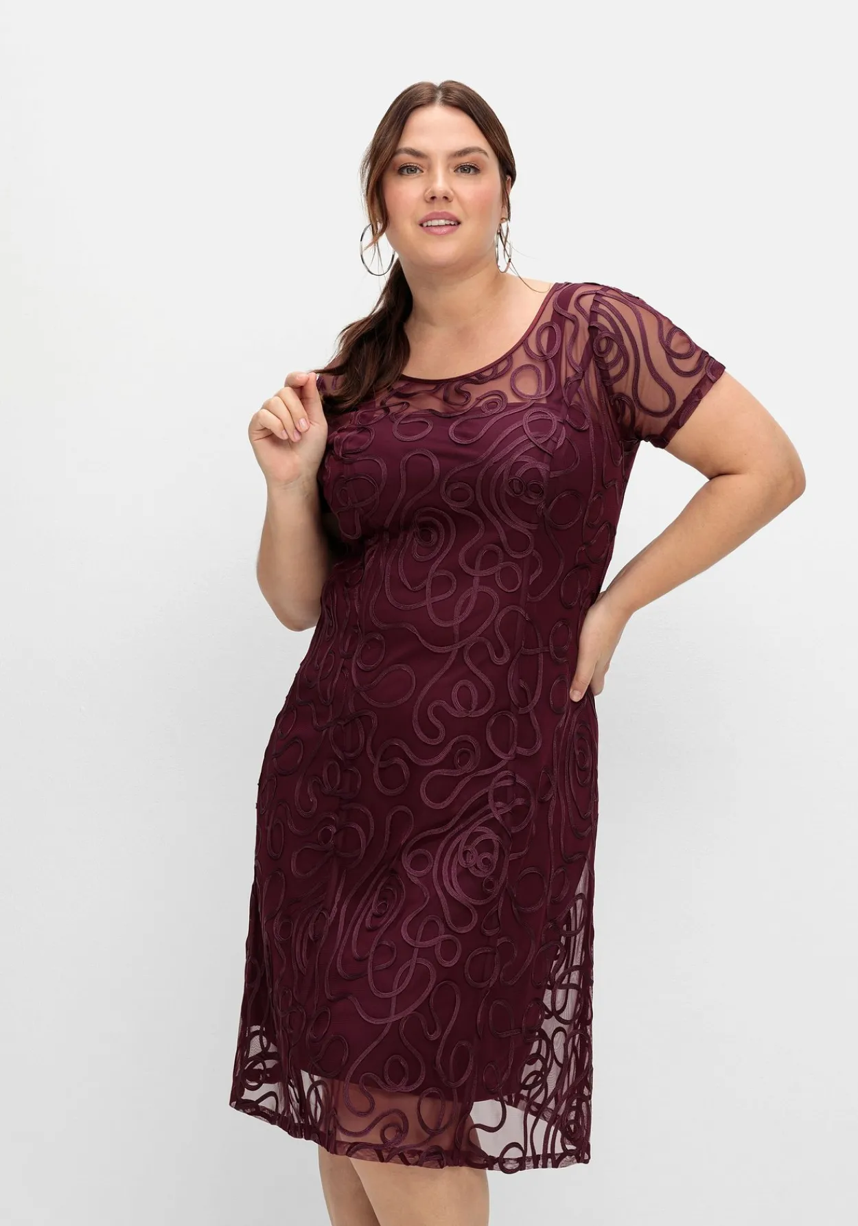Cocktailkleid mit Zierborten<sheego Hot