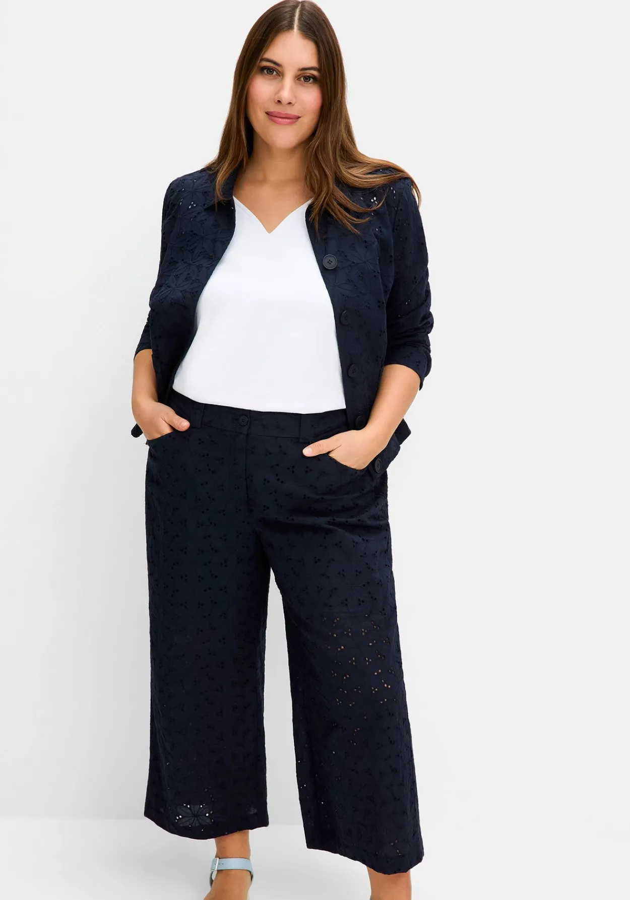 Culotte aus Lochspitze, mit Teilgummibund<sheego Outlet