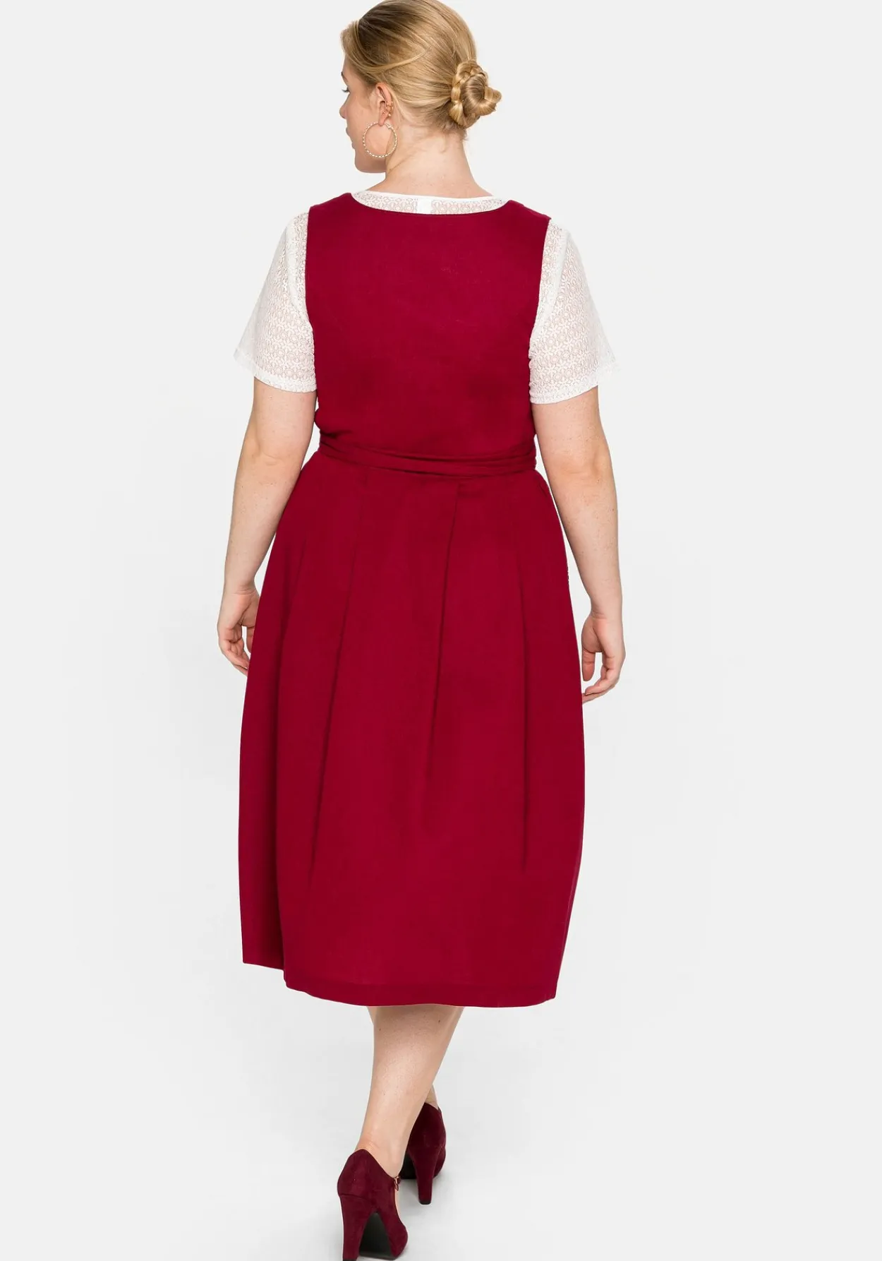 Dirndl in Midilänge, mit Spitzenbluse und Schürze<sheego Outlet