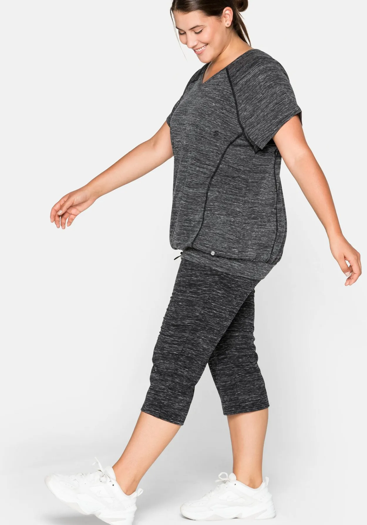Funktionsshirt im Oversized-Schnitt, mit Saumbündchen<sheego Outlet