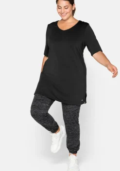 Funktionsshirt in Longform, mit Cut-out im Rücken<sheego Online