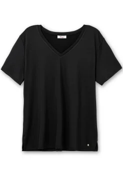 Funktionsshirt mit V-Ausschnitt<sheego New