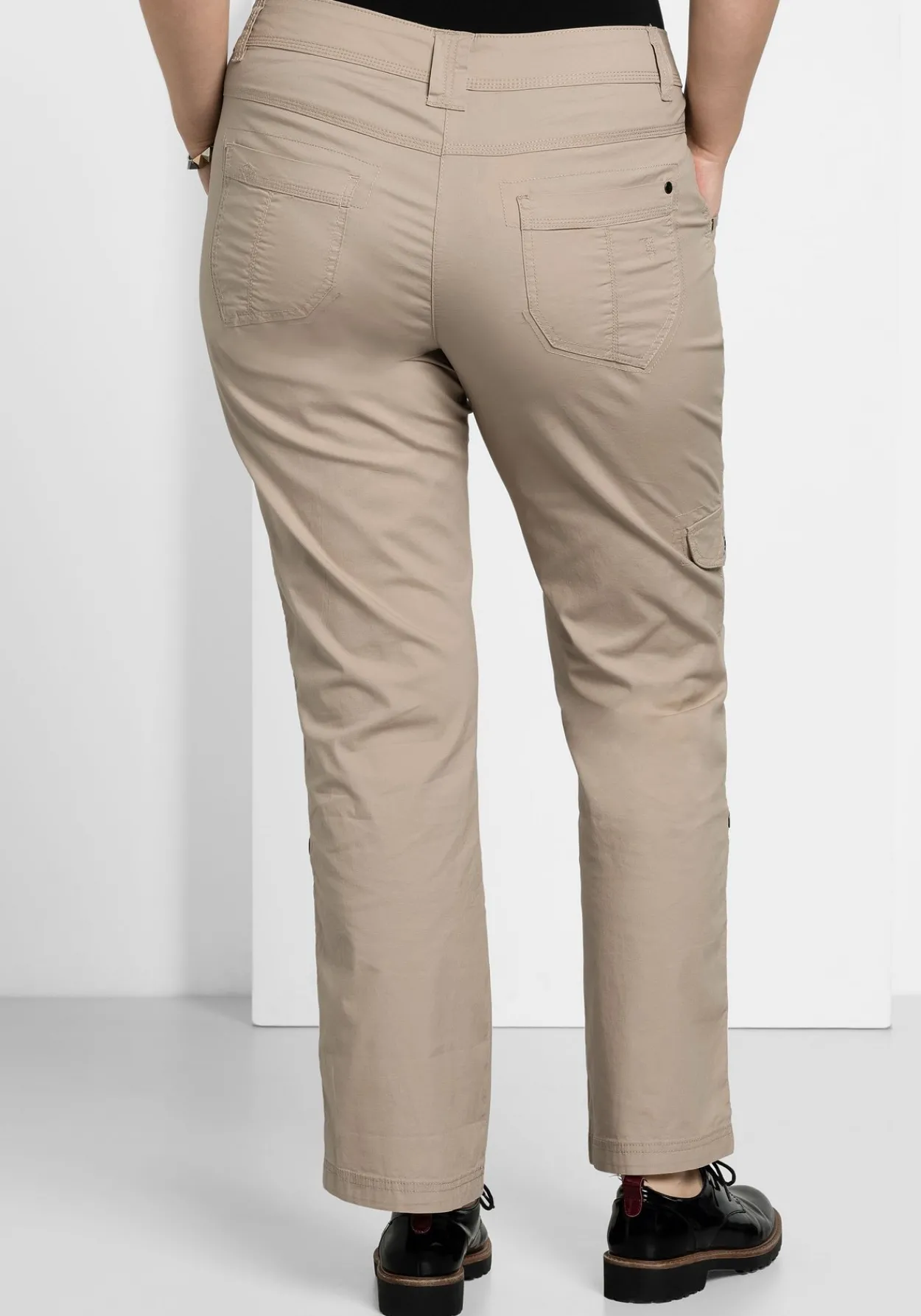 Gerade Cargo-Hose mit krempelbaren Beinen<sheego Clearance