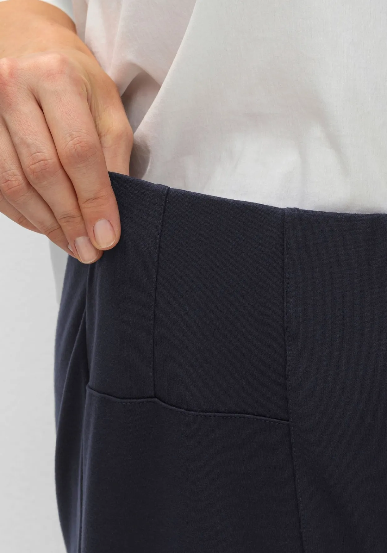 Gerade Hose aus Interlock, mit elastischem Bund<sheego Discount
