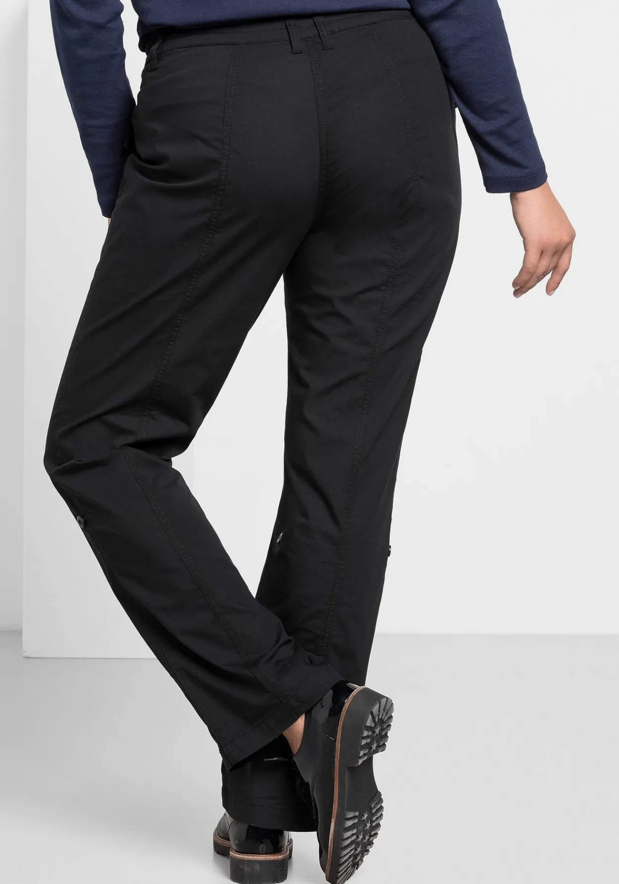 Gerade Hose mit Teilungsnähten und Krempelfunktion<sheego Outlet
