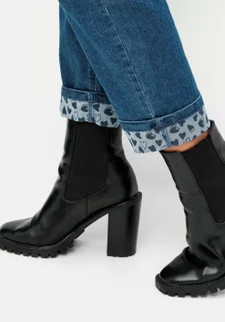 Gerade Jeans in 7/8-Länge, mit Herzchen-Einsätzen<sheego Fashion