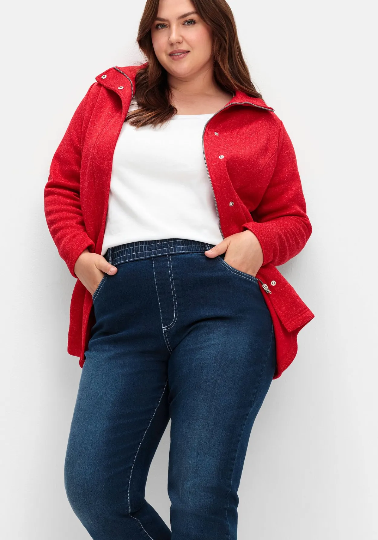 Gerade Jeans mit Rundum-Dehnbund<sheego Fashion
