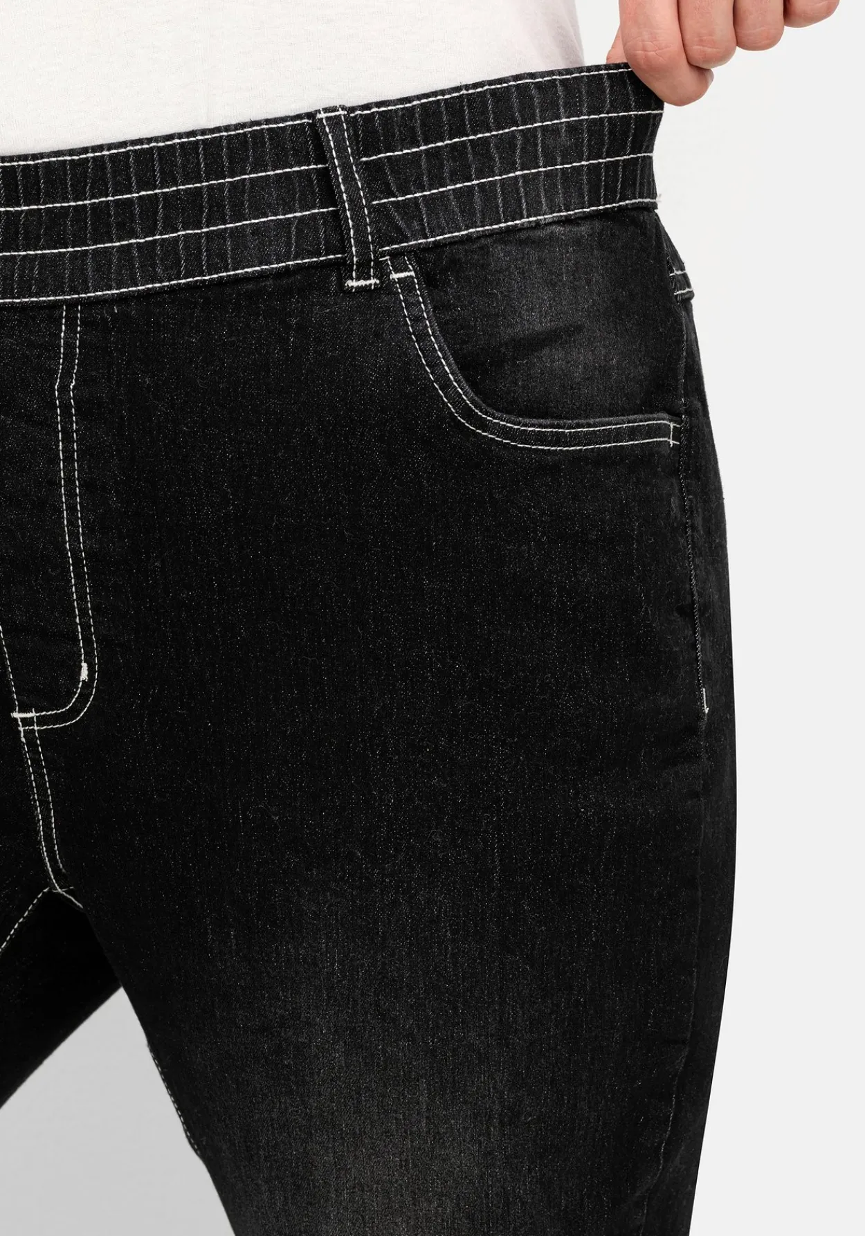 Gerade Jeans mit Rundum-Dehnbund<sheego Best